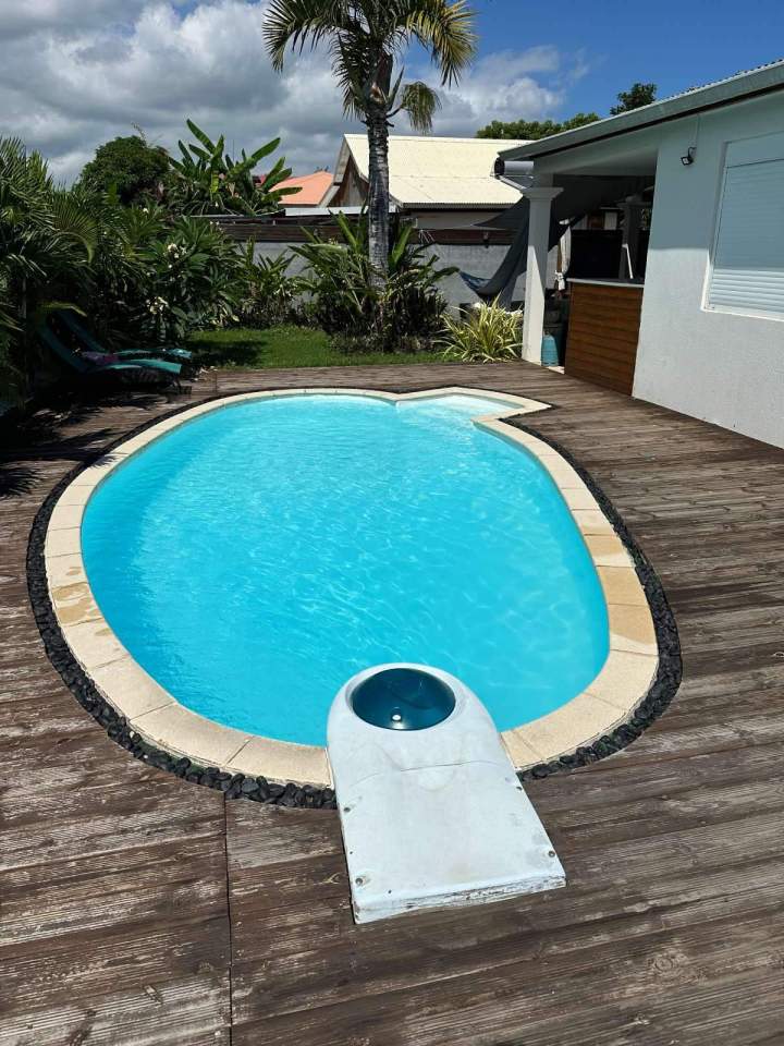 Piscine rénovée La Possession